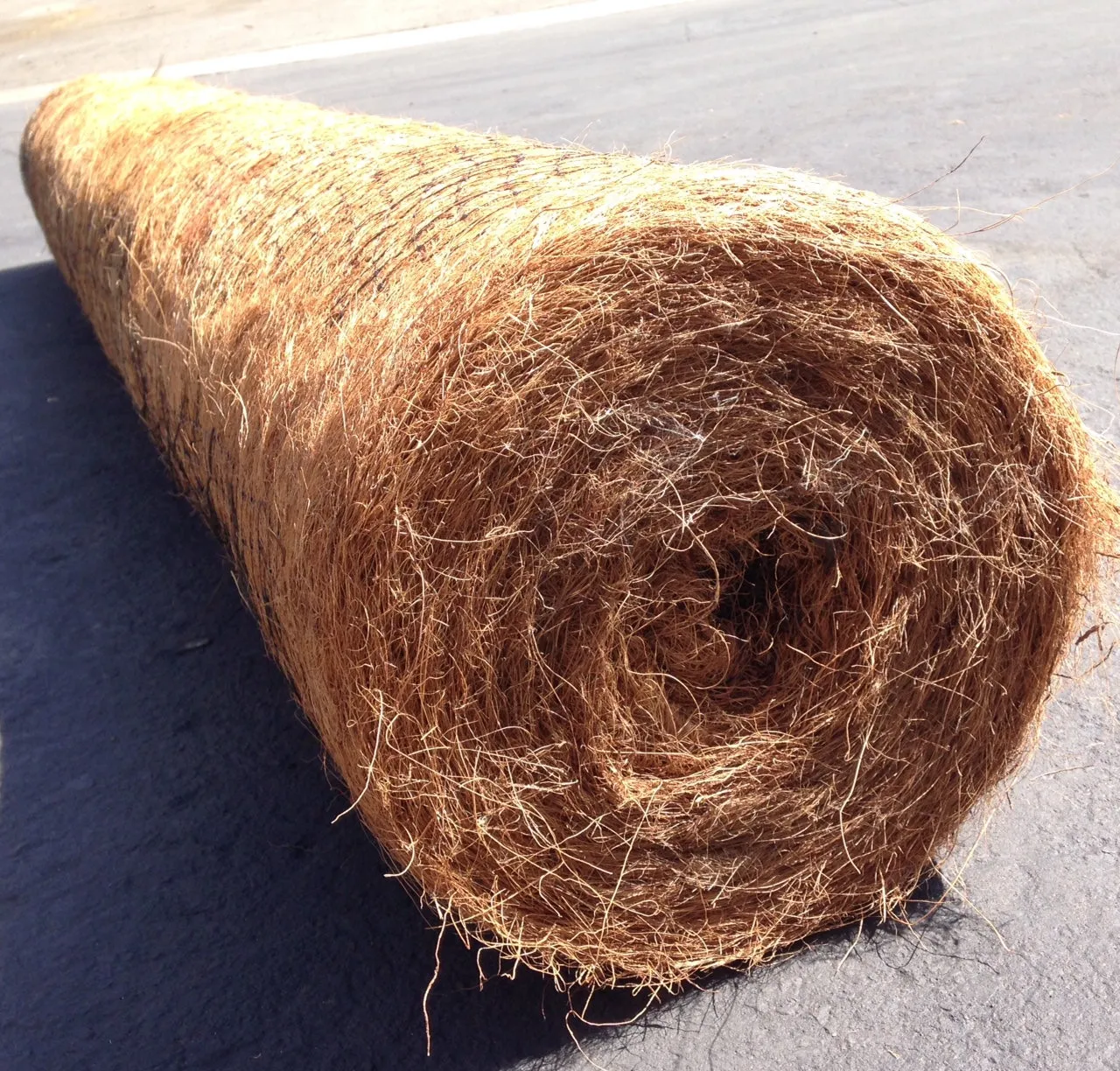 Coconut Blanket - Erosion Control (Biodegradable) - Steep Slopes (1:1) - Lasts 2-5 yr (7.5 ft x 120 ft)