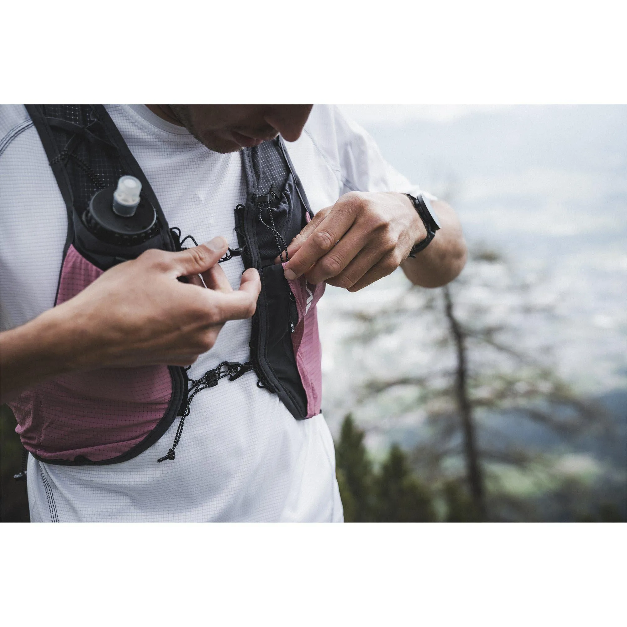 Strive Fly Vest Rose